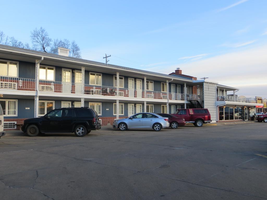 Midtown Western Inn - Kearney Buitenkant foto